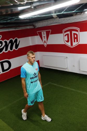 UTA Arad 2025-26 Away Kit