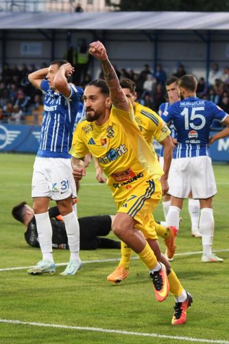 Unirea Slobozia 2025-26 Away Kit
