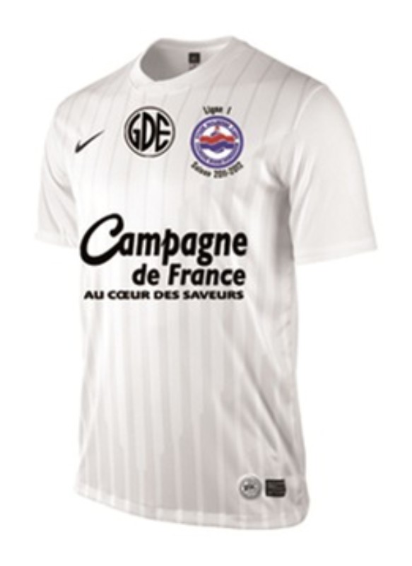 SM Caen 2011-12 Away Kit