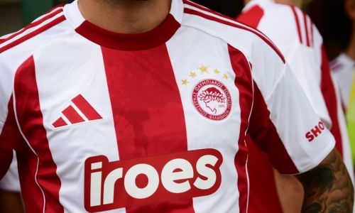 Olympiacos Piraeus 2025-26 Pre-Season Home Kit