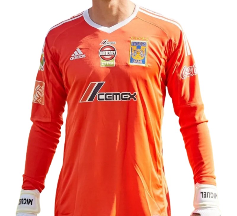 Tigres UANL 2017-18 GK 1 Kit