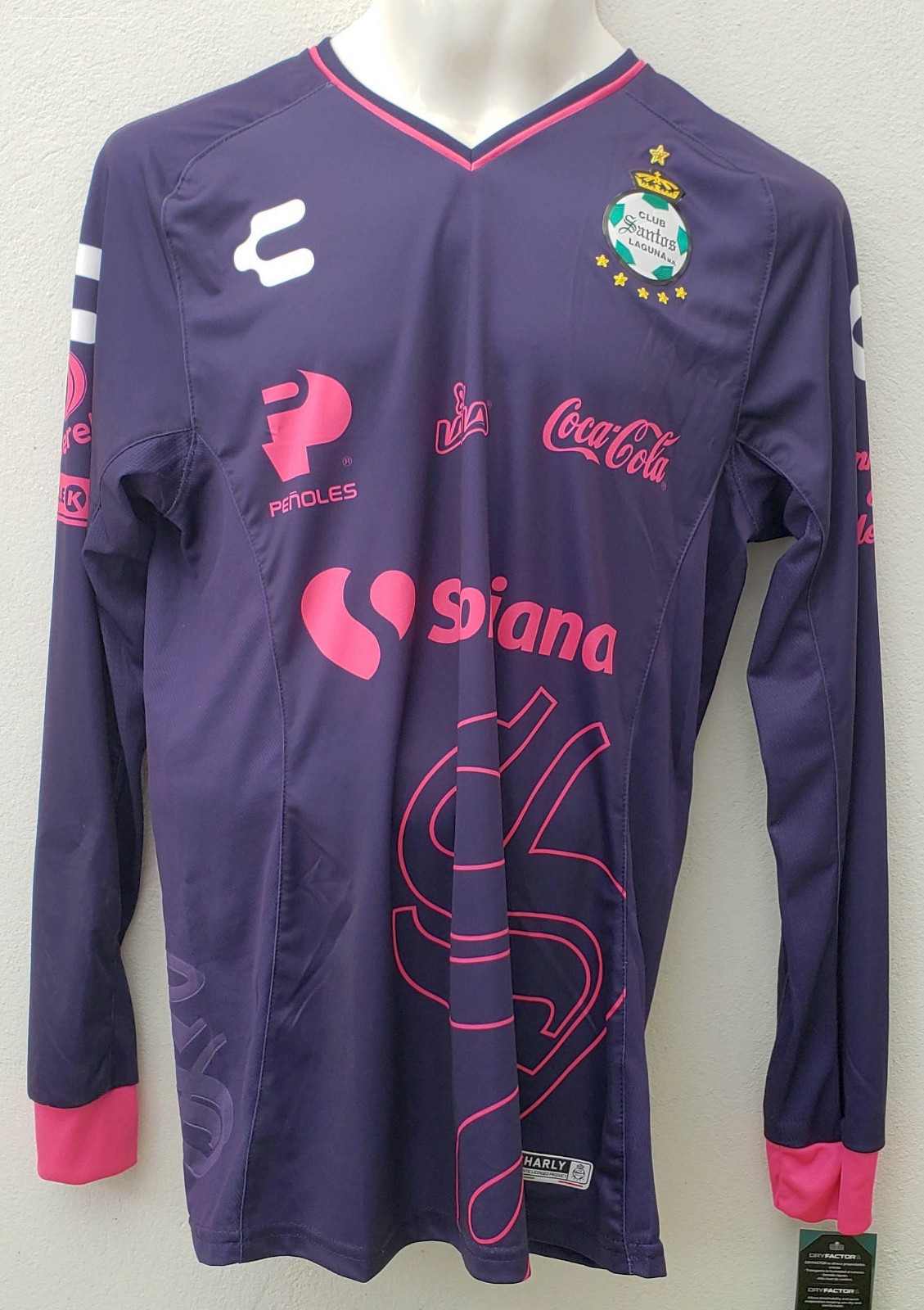 Santos Laguna 2018-19 GK Away Kit