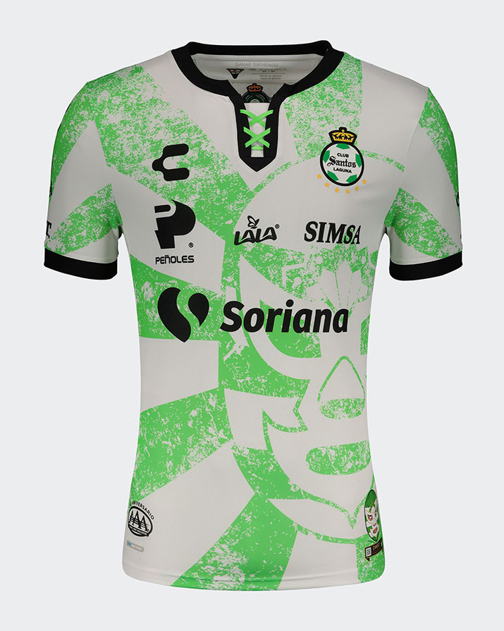 Santos Laguna 2021-22 Special Kit