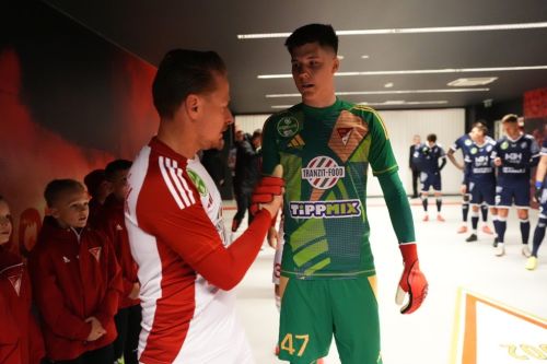 Debreceni VSC 2024-25 GK 3 Kit
