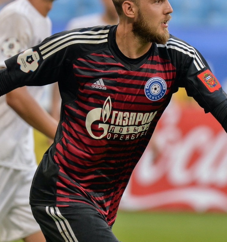 FC Orenburg 2018-19 GK 1 Kit