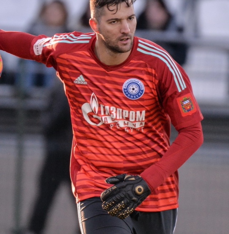 FC Orenburg 2018-19 GK 3 Kit