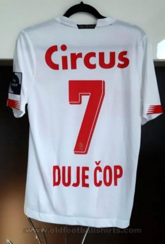 Standard Liège 2020-21 Away V2 Kit
