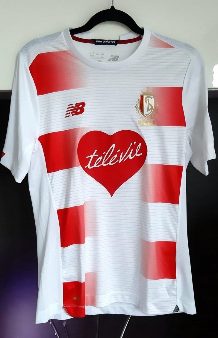 Standard Liège 2020-21 Away V2 Kit