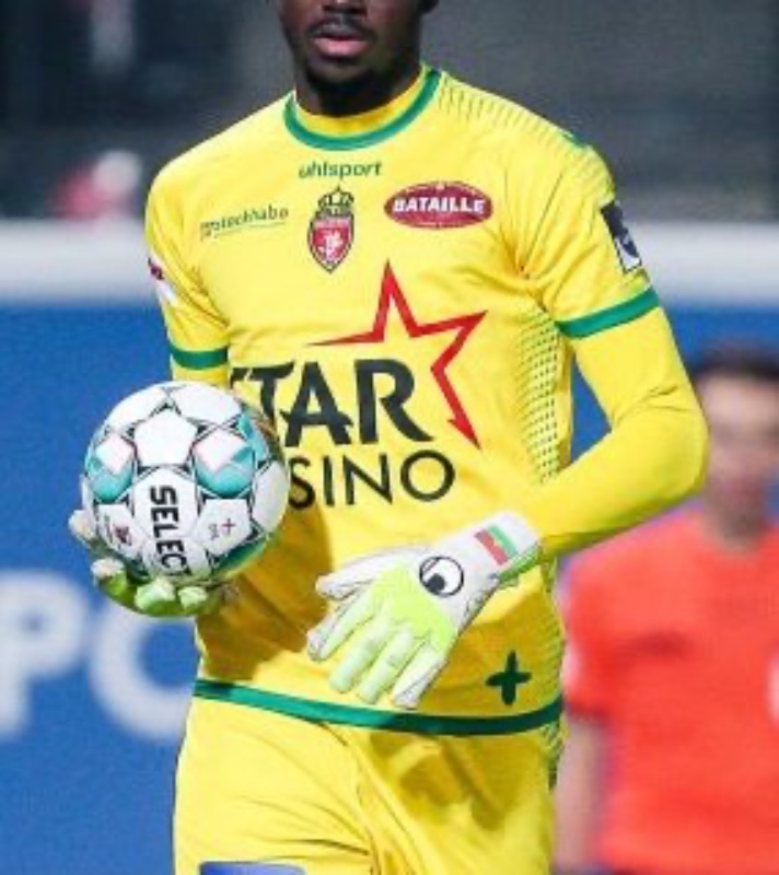 Royal Excel Mouscron 2020-21 GK 1 Kit
