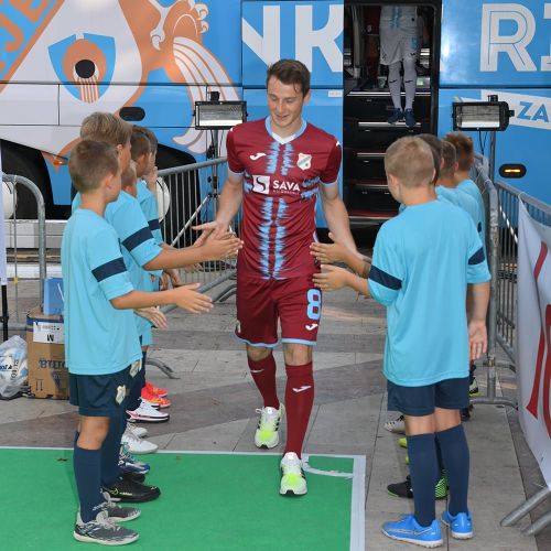 HNK Rijeka 2021-22 Away Kit