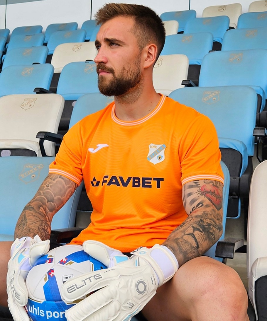 HNK Rijeka 2023-24 GK Kit