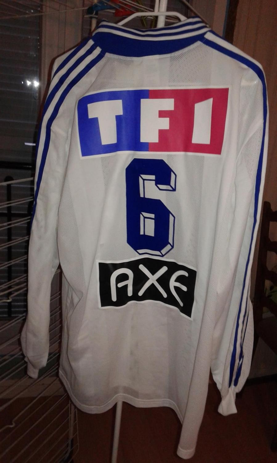 AJ Auxerre 1996-97 Coupe de France Home Kit