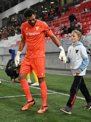 AS Trenčín 2023-24 GK 3 Kit