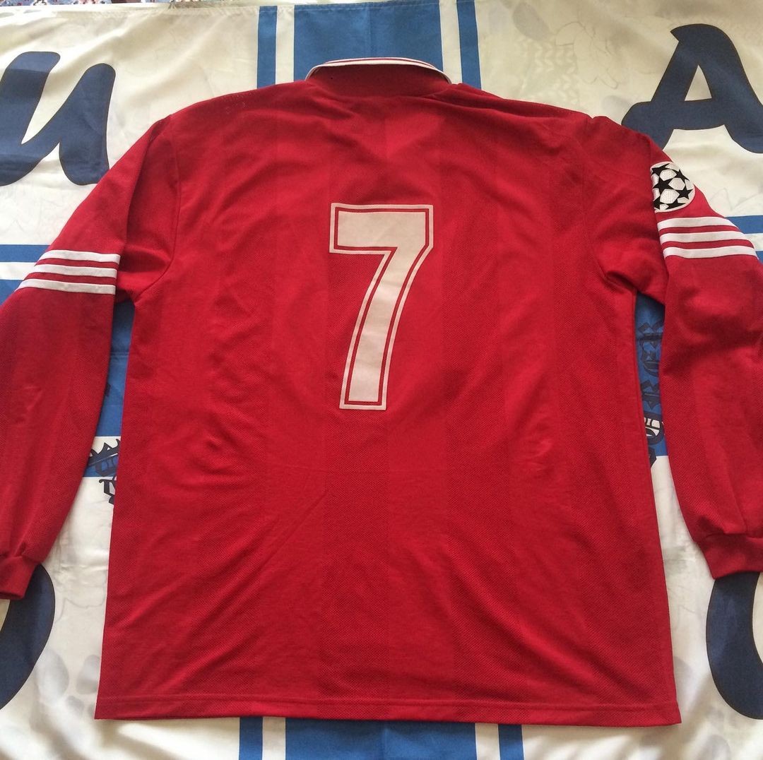 AJ Auxerre 1996-97 Champions League Third Kit