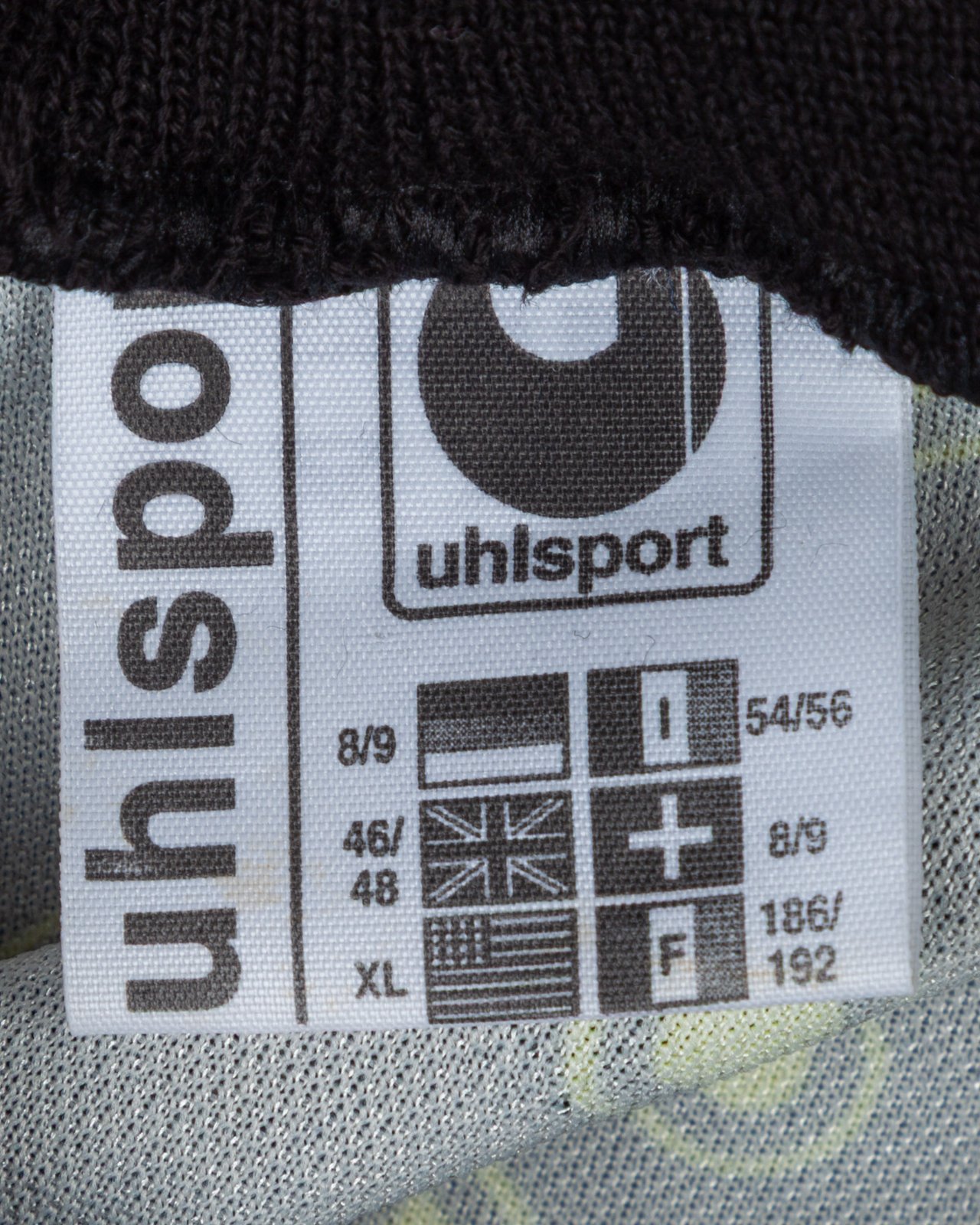 AJ Auxerre 1996-97 Champions League GK Kit