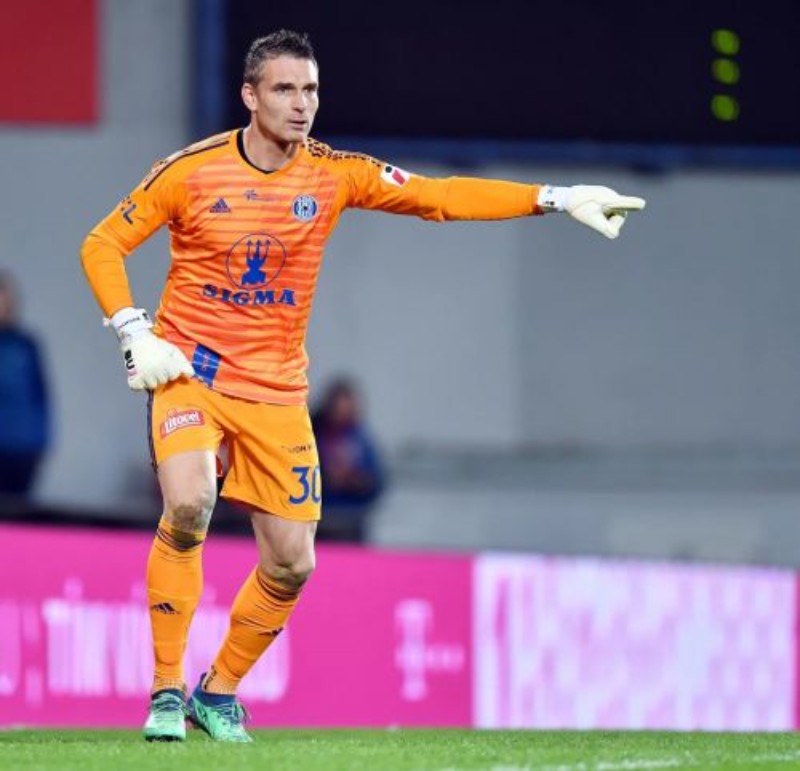 Sigma Olomouc 2018-19 GK 1 Kit