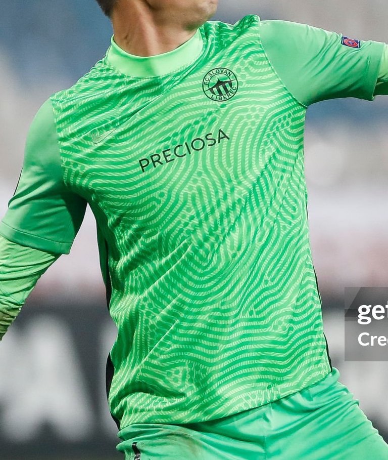 Slovan Liberec 2020-21 GK 1 Kit