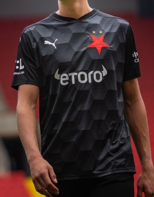 Slavia Praha 2021-22 GK 1 Kit