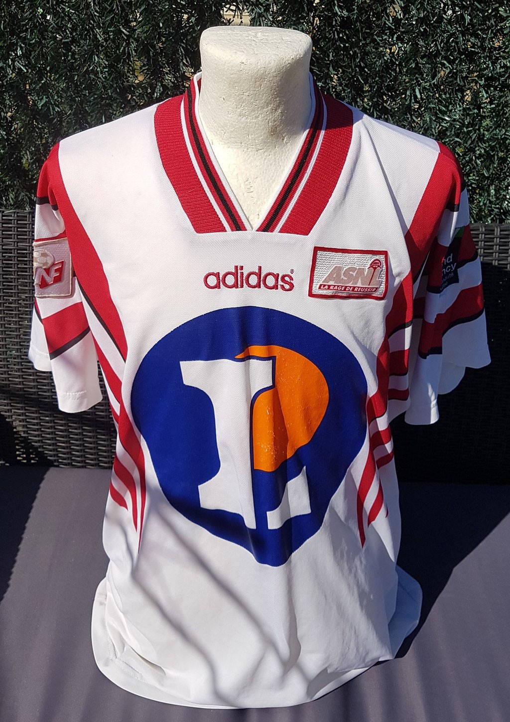 AS Nancy-Lorraine 1996-97 Home Kit