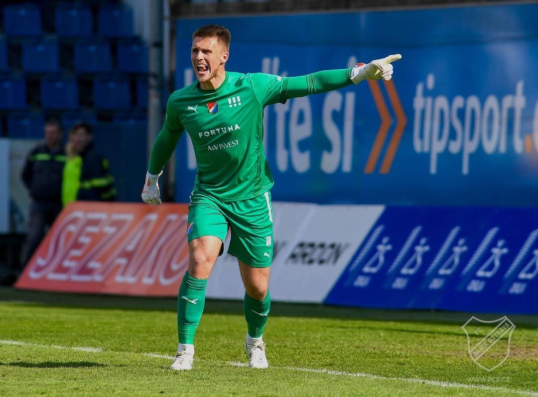 Baník Ostrava 2022-23 GK 1 Kit