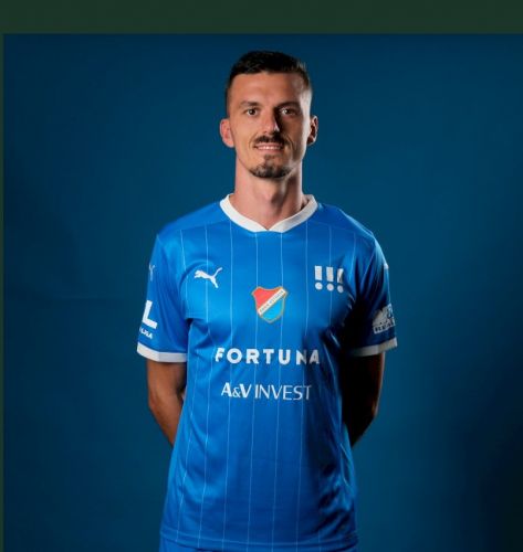 Baník Ostrava 2023-24 Away Kit