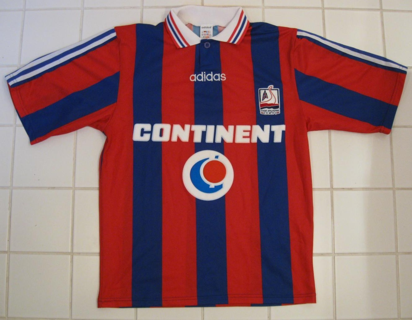 SM Caen 1996-97 Home Kit