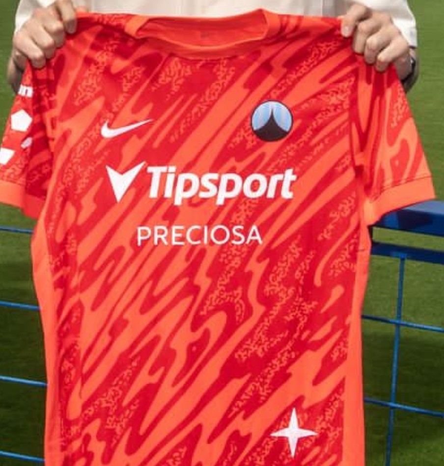 Slovan Liberec 2024-25 GK Kit