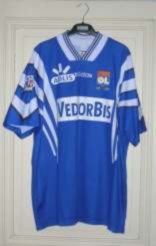Olympique Lyonnais 1997-98 Away Kit