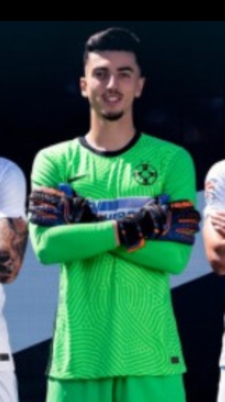 FCSB 2020-21 GK 1 Kit