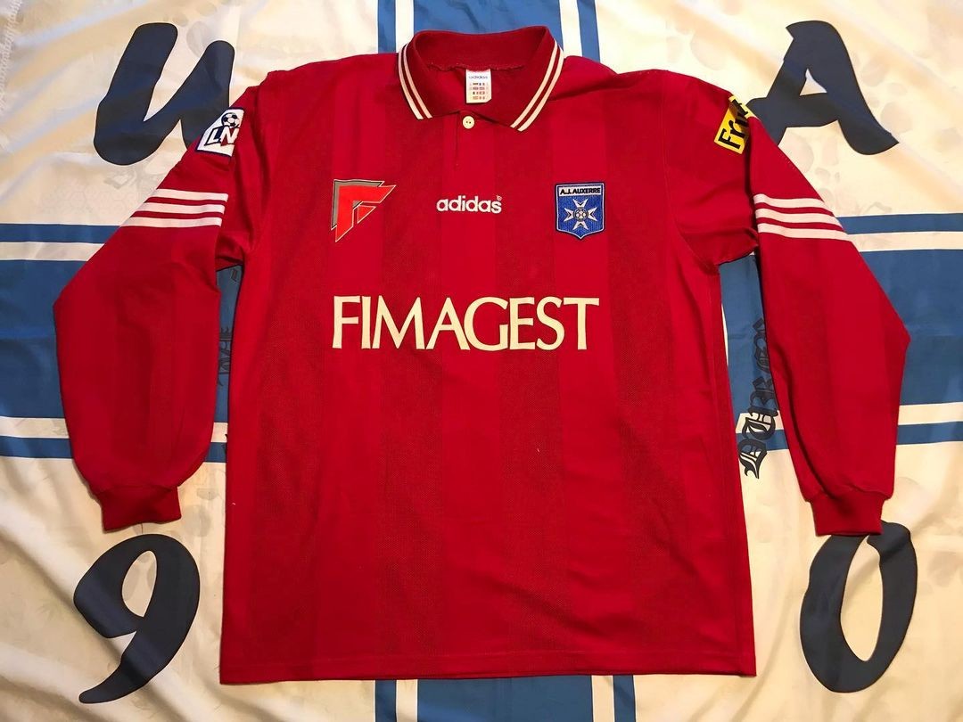 AJ Auxerre 1997-98 Away Kit