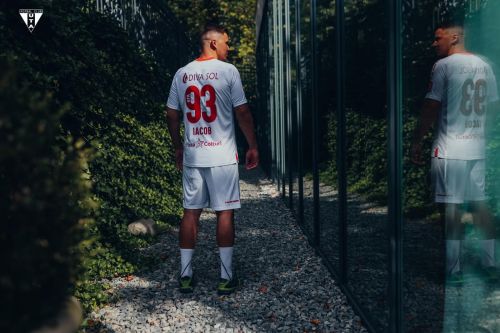 UTA Arad 2023-24 GK 2 Kit