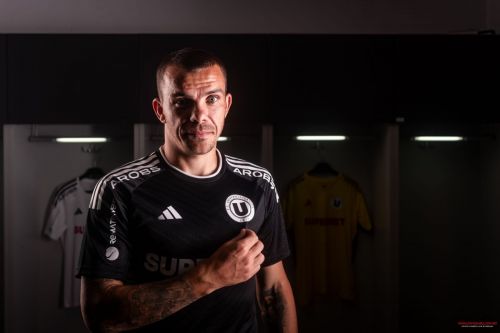 Universitatea Cluj 2023-24 Away Kit