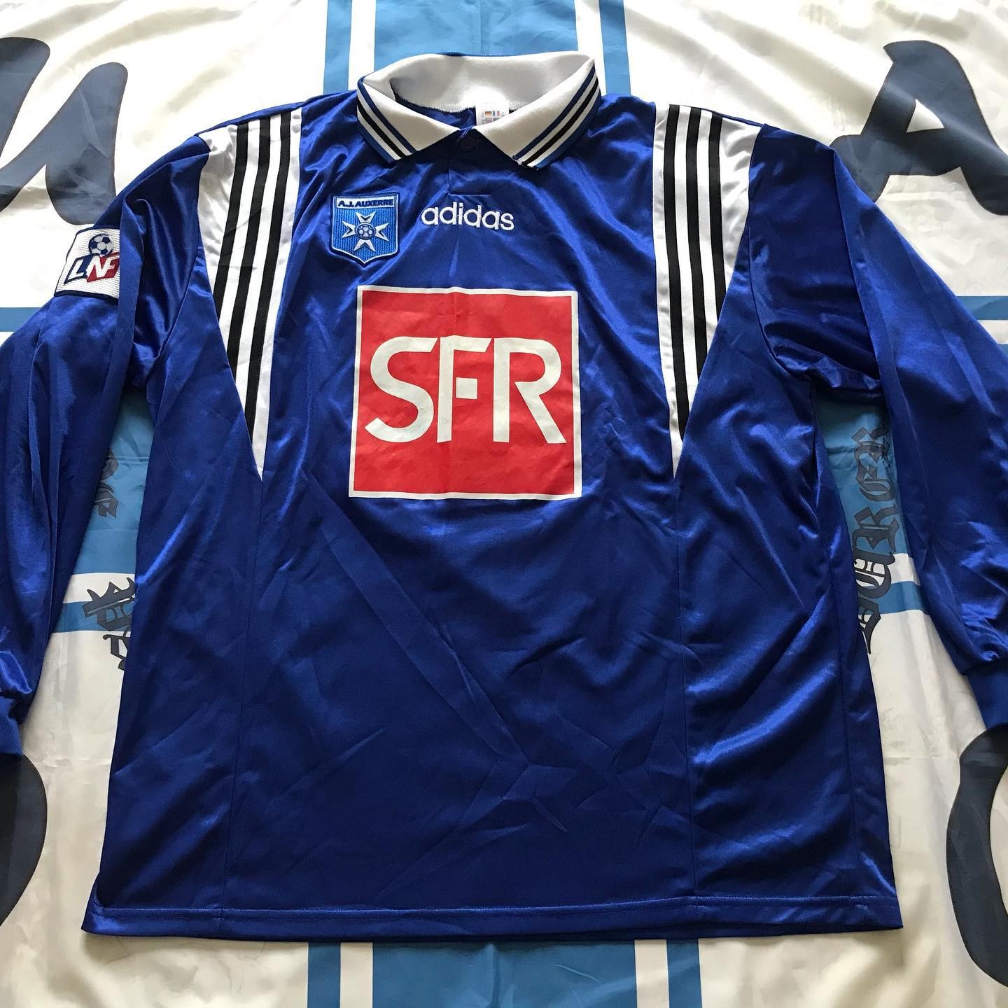 AJ Auxerre 1997-98 Cup Away Kit