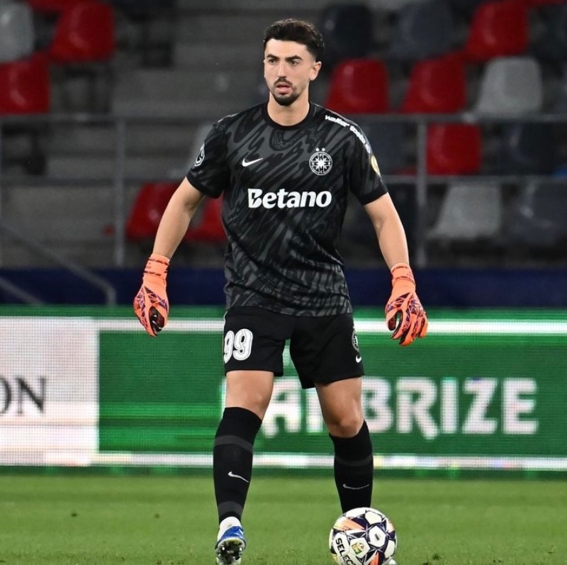 FCSB 2024-25 GK Home Kit