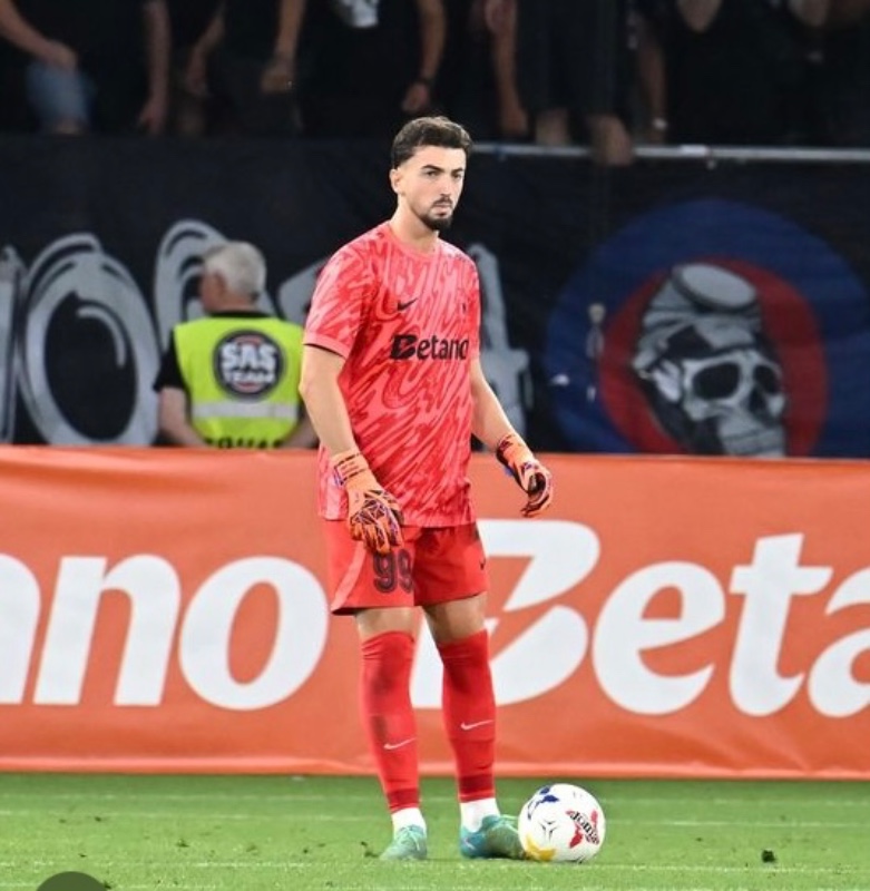 FCSB 2024-25 GK Third Kit