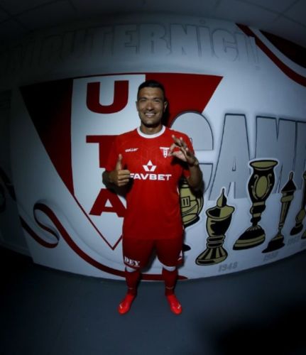 UTA Arad 2024-25 Home Kit