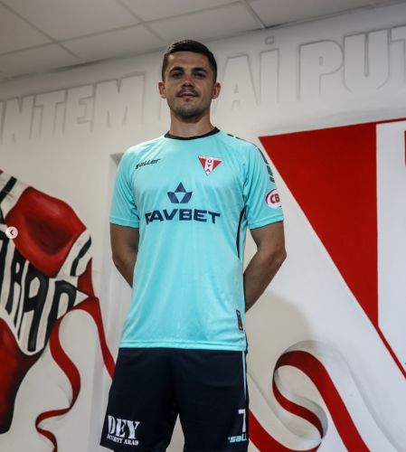 UTA Arad 2024-25 Away Kit