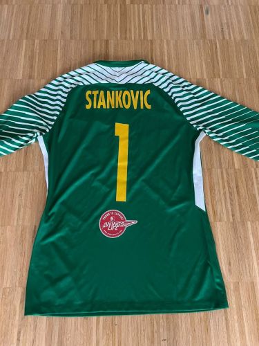 Red Bull Salzburg 2017-18 GK 1 Kit