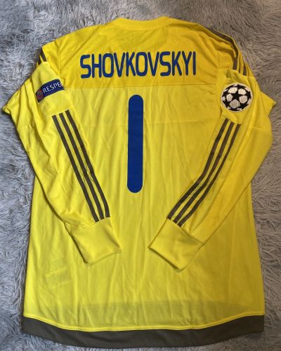 Dynamo Kyiv 2015-16 Champions League GK 2 Kit