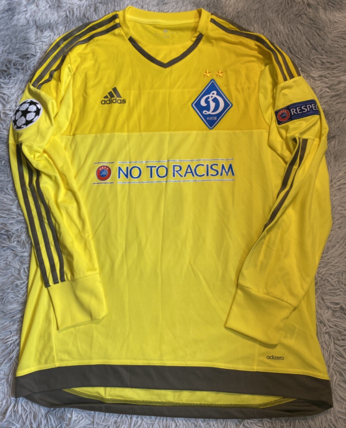 Dynamo Kyiv 2015-16 Champions League GK 2 Kit