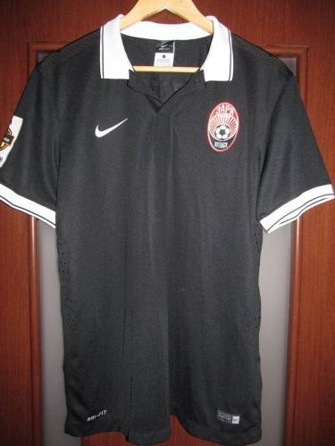 Zorya Luhansk 2015-16 Away Kit