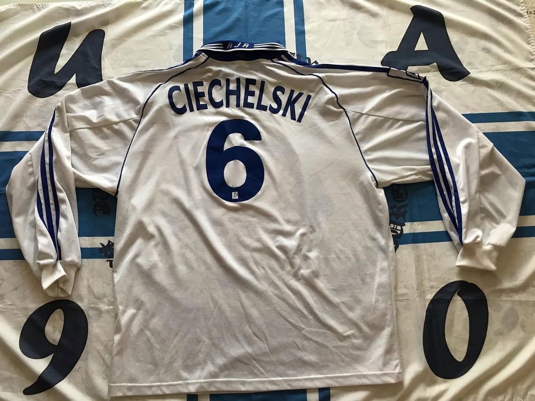 AJ Auxerre 1998-99 Cup Home Kit