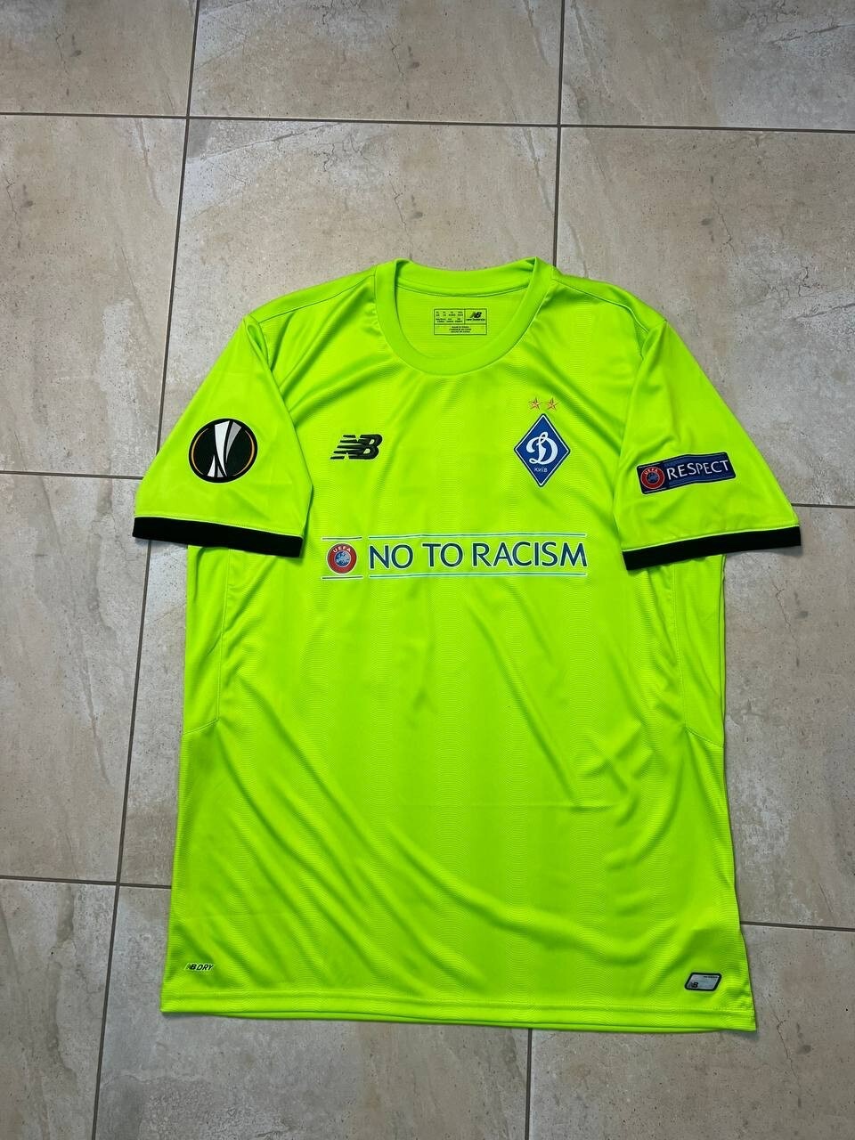 Dynamo Kyiv 2018-19 Europa League GK Kit