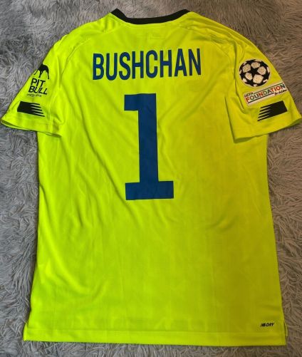 Dynamo Kyiv 2021-22 Champions League GK Kit