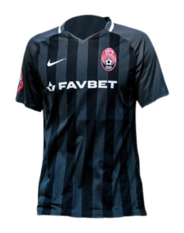 Zorya Luhansk 2021-22 Away Kit