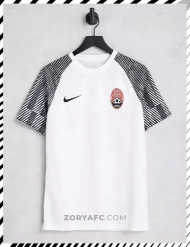 Zorya Luhansk 2022-23 Home Kit
