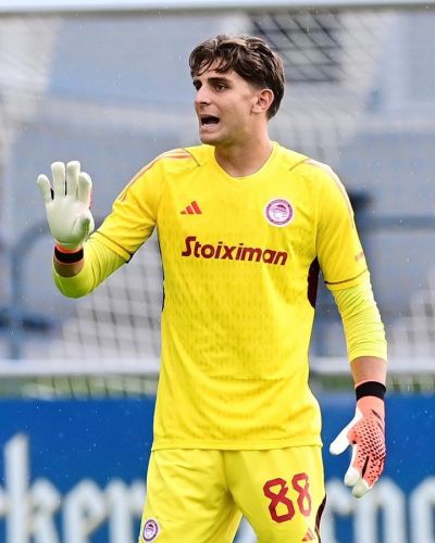 Olympiacos Piraeus 2023-24 GK 2 Kit