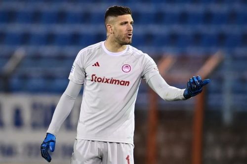 Olympiacos Piraeus 2023-24 GK 3 Kit