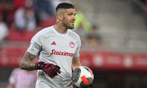 Olympiacos Piraeus 2023-24 GK 3 Kit