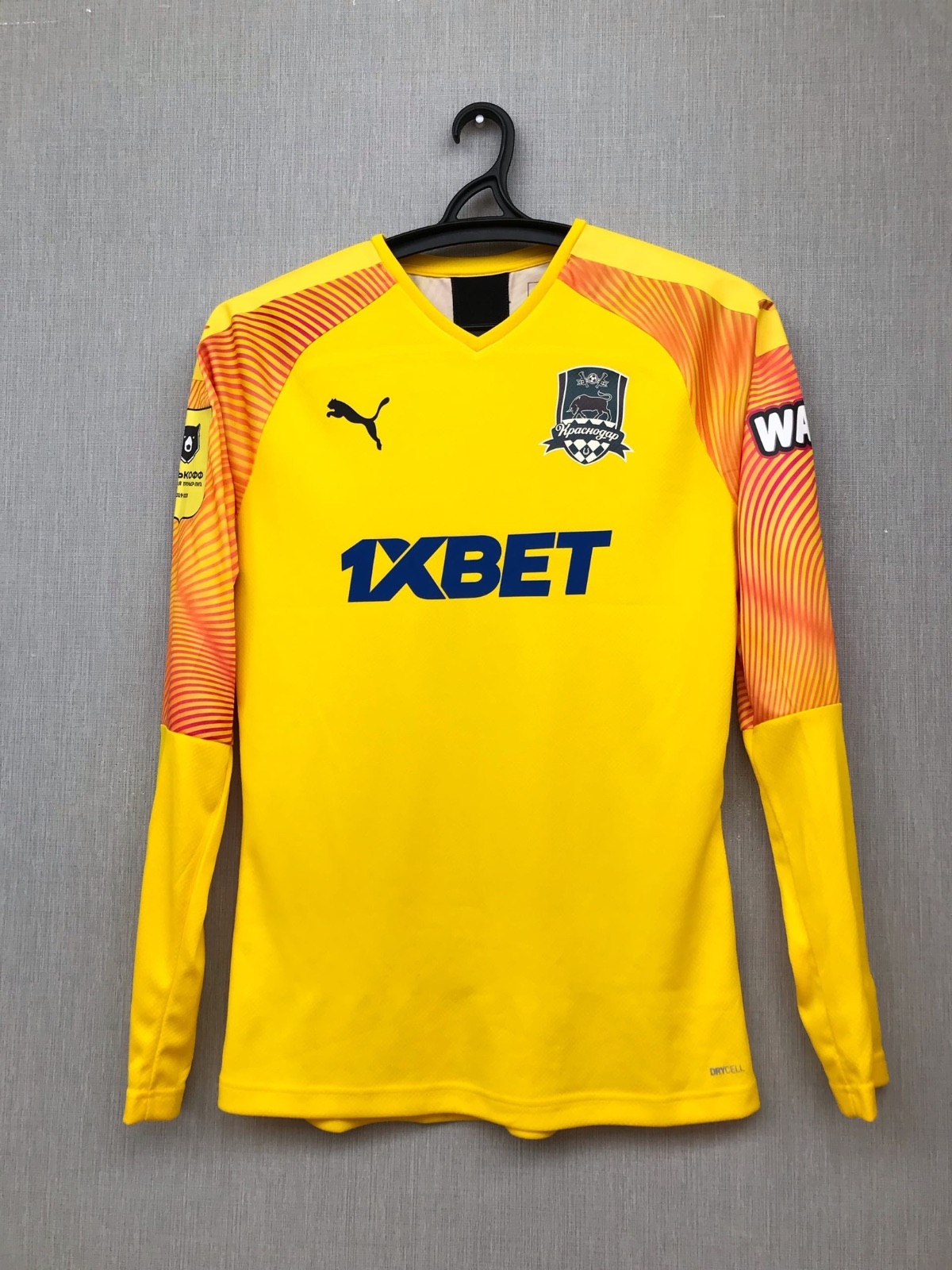 FC Krasnodar 2019-20 GK 1 Kit